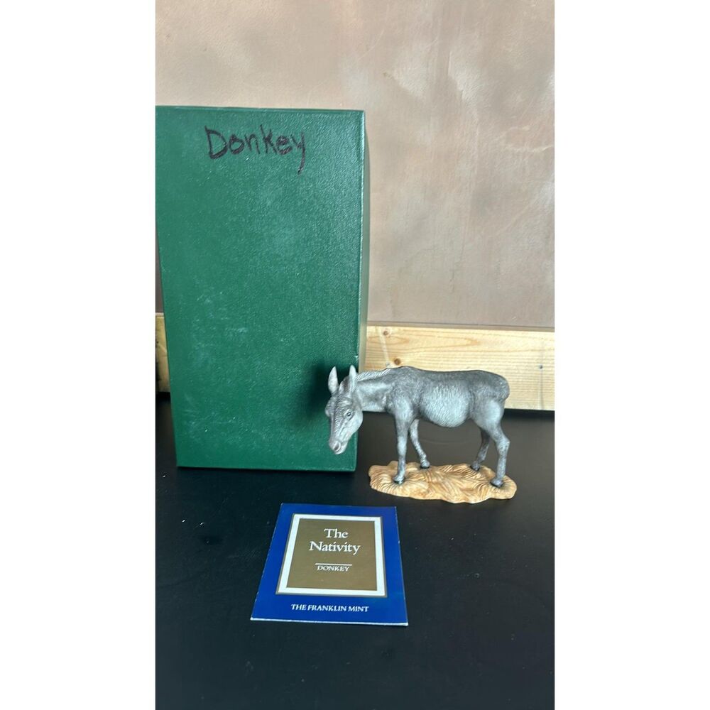Donkey 1989 Franklin Mint Nativity Collection Gianni Benvenutin Mint